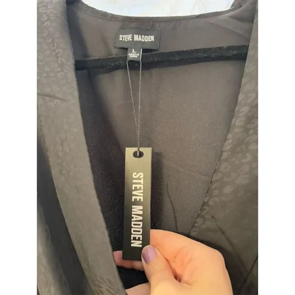 Steve Madden Women's L Black Shiny Leopard Faux Wrap Dress Knee Length - Picture 7 of 13